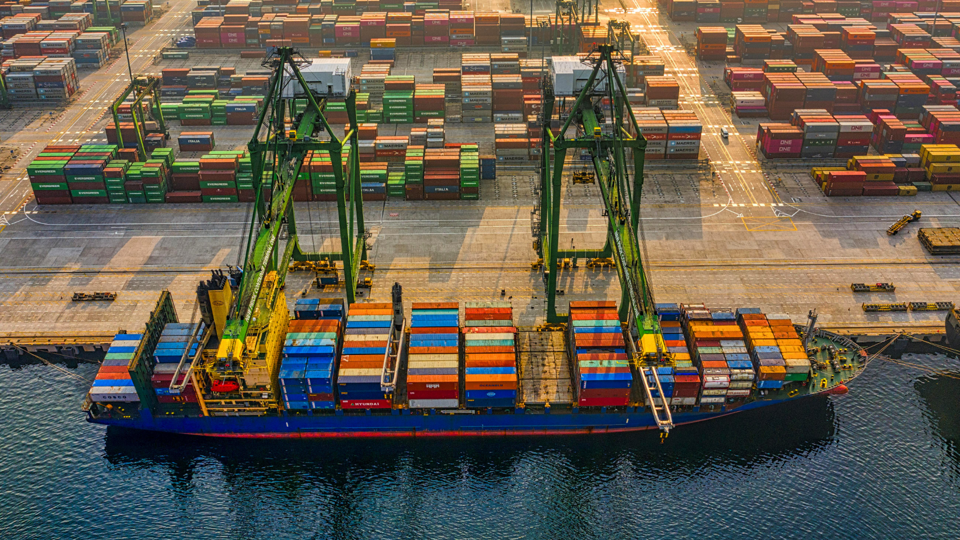 Conheça a graduação em Logística Portuária e o mercado de oportunidades no ES